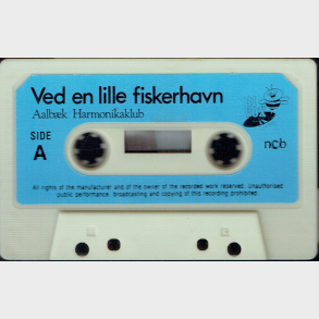 Aalb�k Harmonikaklub Ved En Lille Fiskerhavn