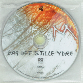 Bag Det Stille Ydre (2005)