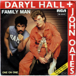 Daryl Hall &amp; John Oates - Family Man (1982)