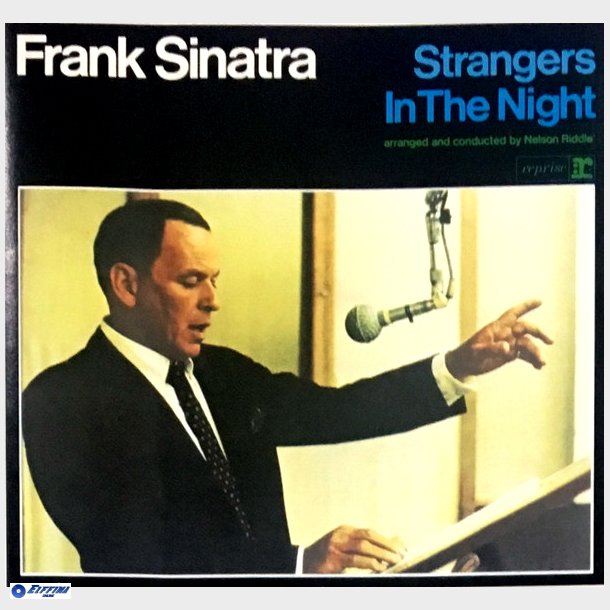 Frank Sinatra - Strangers In The Night (1966)