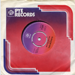 Muppets, The - Halfway Down The Stairs (1977)