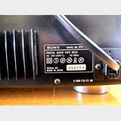 Sony DAT 57ES - SKAL AFHENTES