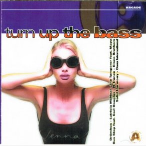 Turn Up The Bass (1998) (Dame med Briller)