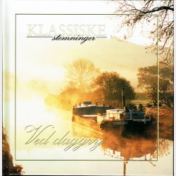 Vol 25 Ved Daggry (1998)